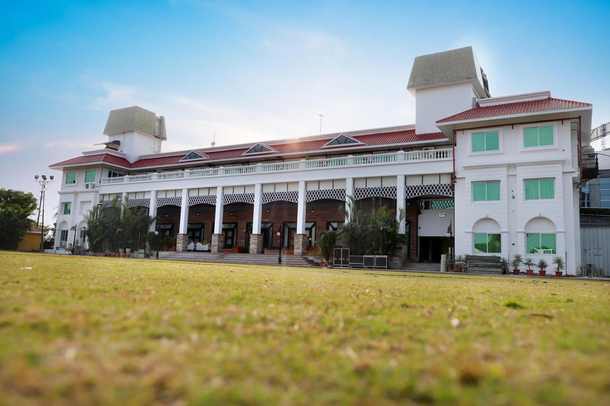 Jalsa Hotel & Banquets,Indore Exterior foto